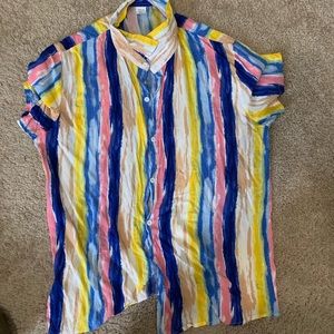 Cute beachy button down